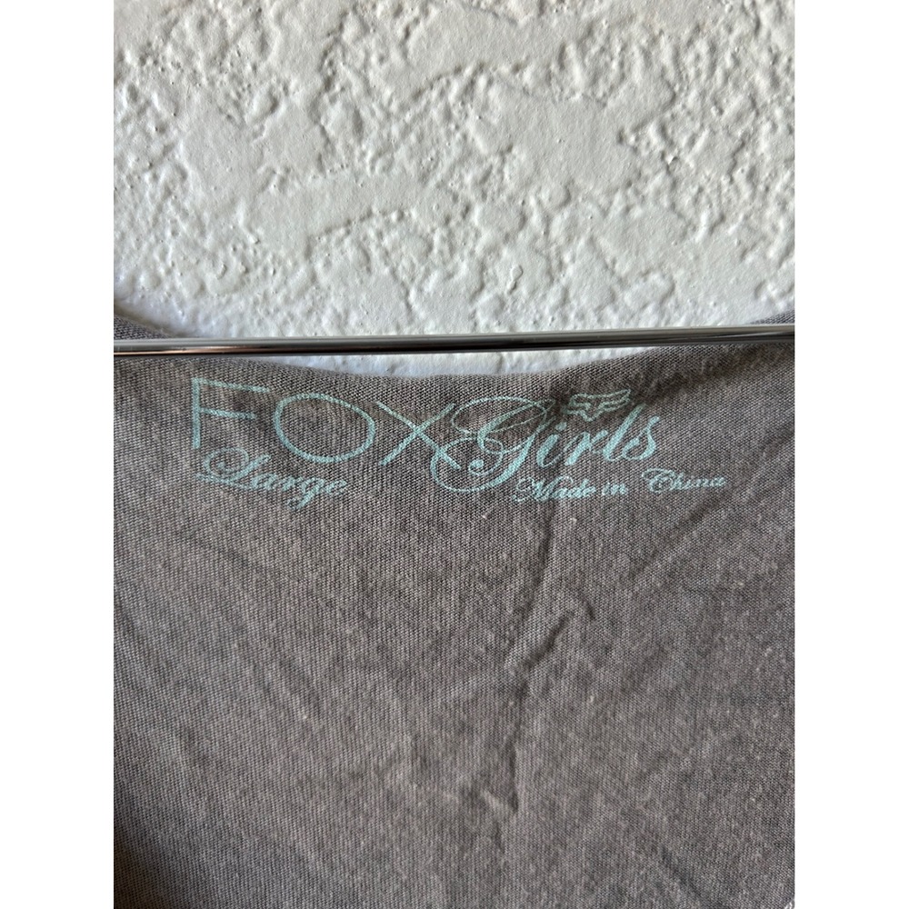 Fox Girls Graphic T Shirt V Neck All Over Print Large Y2K Grudge Punk - Picture 2 of 9